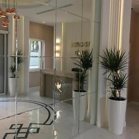 Sea Pearl Paradise